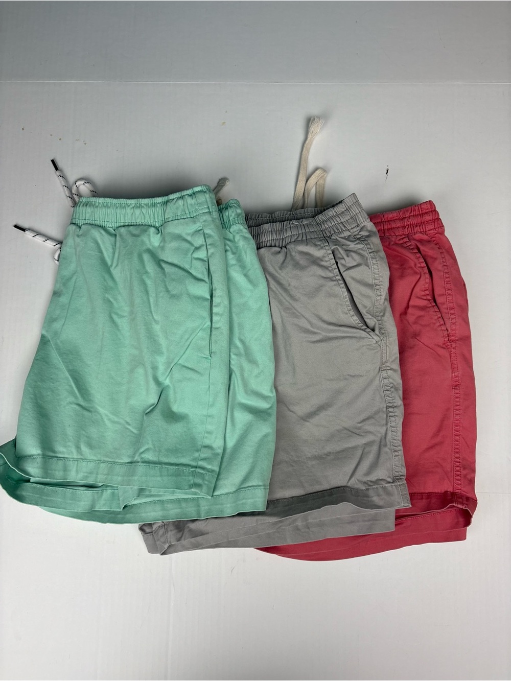 Crown & Ivy Cabana Men Size XL Shorts Lot of 3 Mint Green Gray Coral Beach Comfy